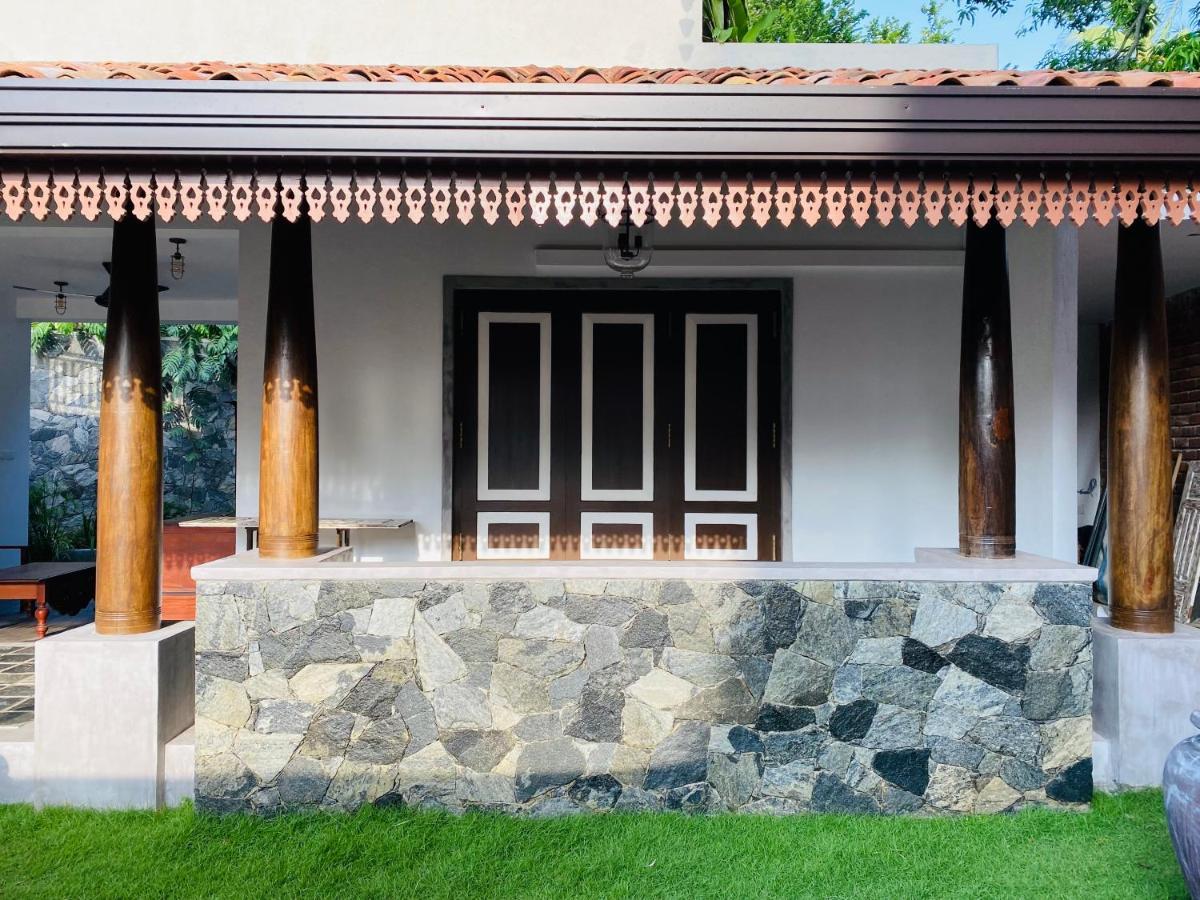 Thaprobana Villa Tangalle - Private Villa Экстерьер фото