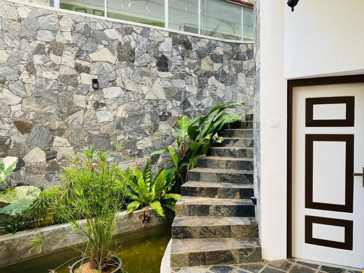Thaprobana Villa Tangalle - Private Villa Экстерьер фото