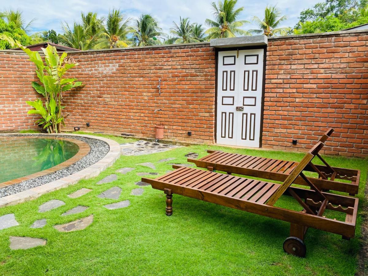 Thaprobana Villa Tangalle - Private Villa Экстерьер фото