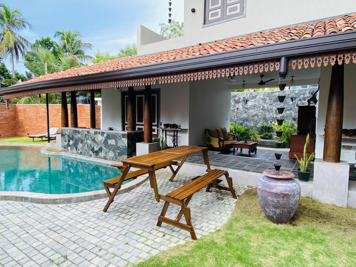 Thaprobana Villa Tangalle - Private Villa Экстерьер фото