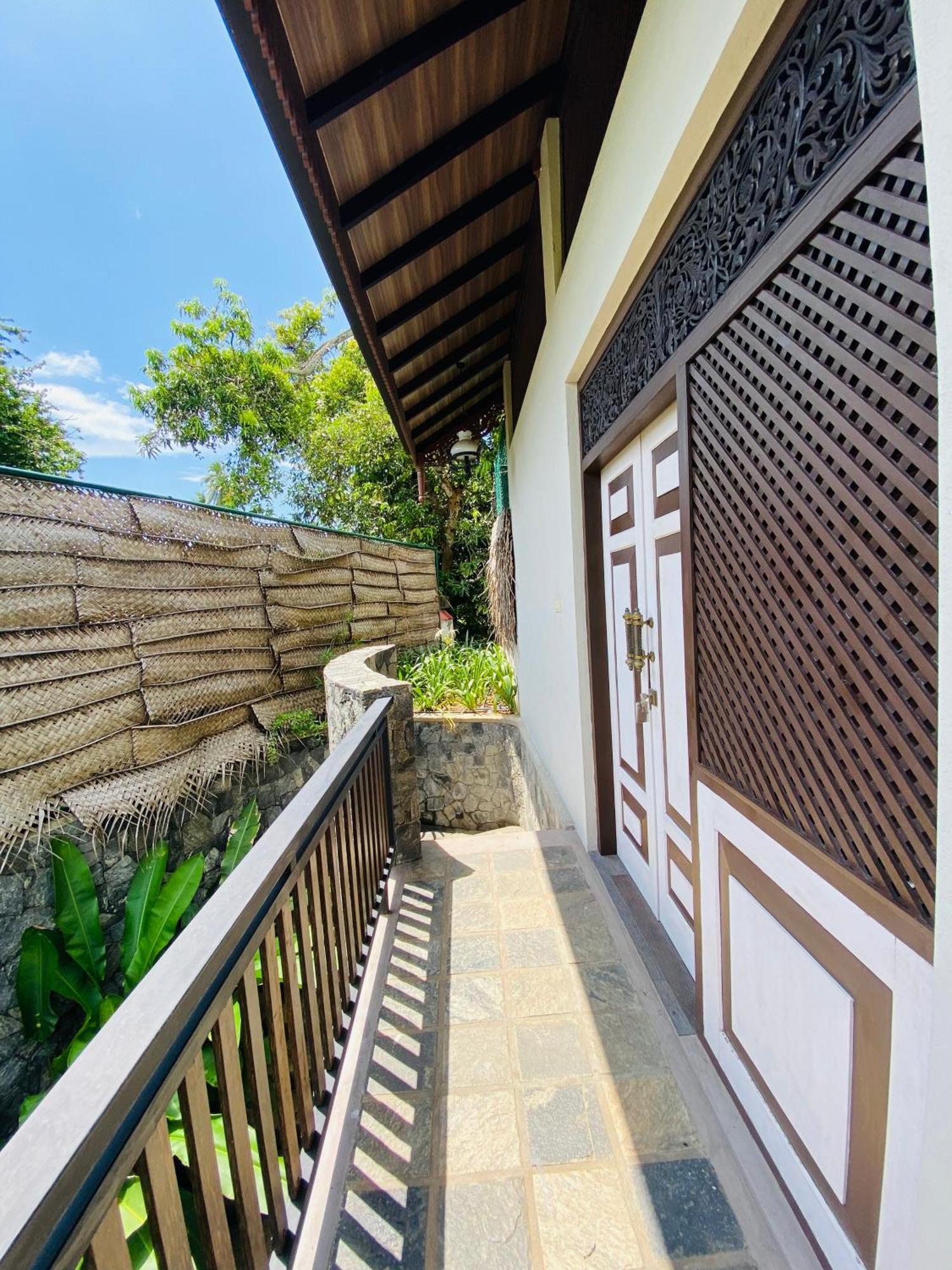 Thaprobana Villa Tangalle - Private Villa Номер фото