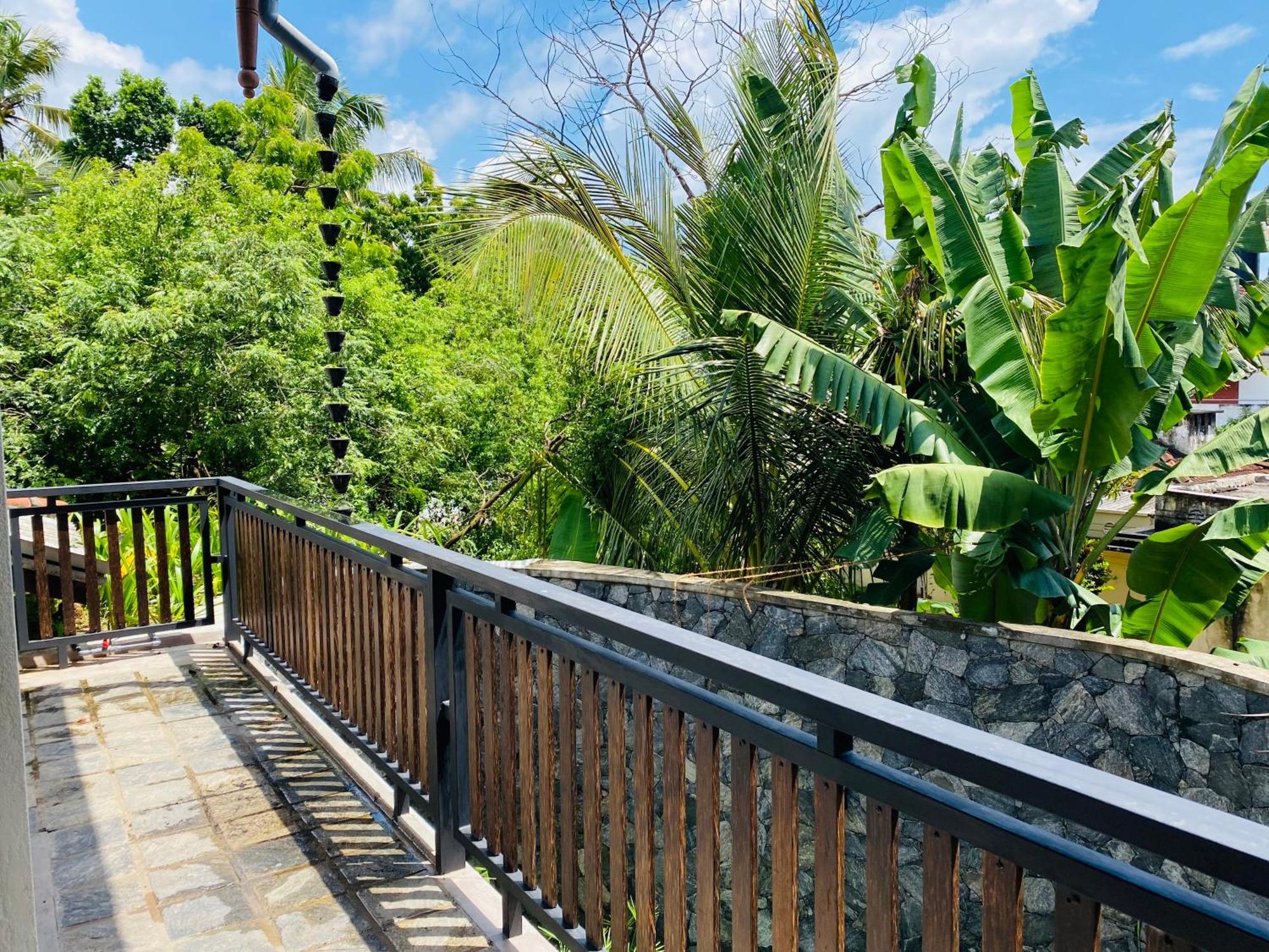 Thaprobana Villa Tangalle - Private Villa Экстерьер фото